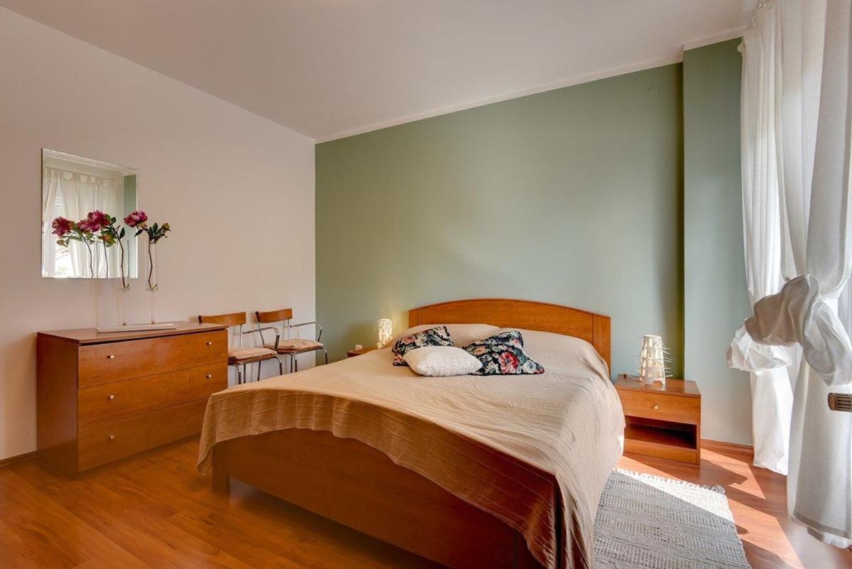 Apartments Villa Delia Medulin Kültér fotó
